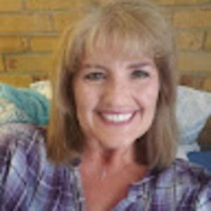 Meet your Posher, Gina